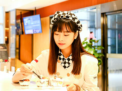 Wc決WM?|cIWM